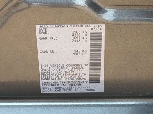 Used 2025 Nissan Altima 2.5 SV FWD image 22