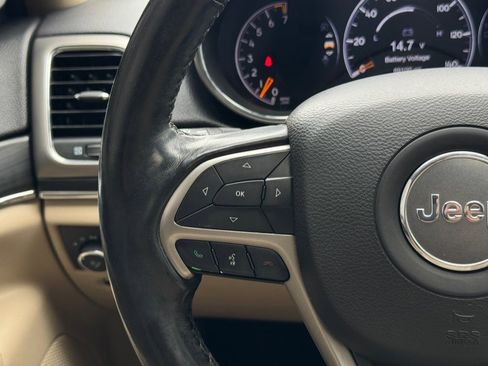 Used 2019 Jeep Grand Cherokee Limited w/ Luxury Group II image 48