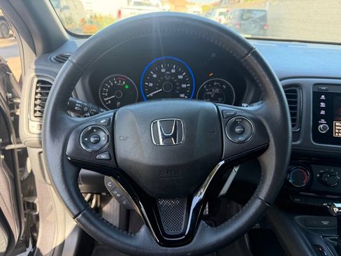 Used 2022 Honda HR-V Sport image 21