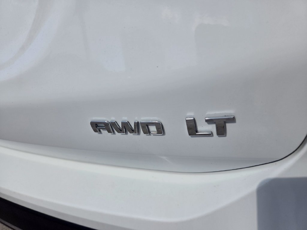 Used 2024 Chevrolet Equinox LT AWD/4WD image 13