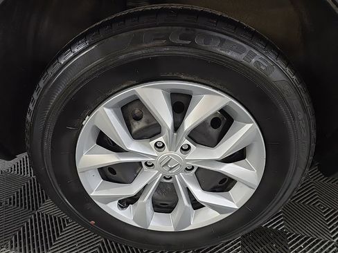 Used 2023 Honda CR-V LX image 13