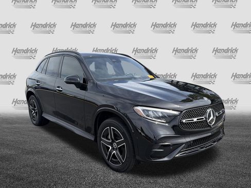 Certified 2023 Mercedes-Benz GLC 300 4MATIC image 2