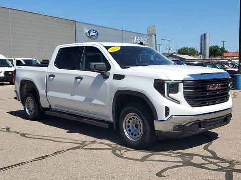 Used 2024 GMC Sierra 1500 Pro w/ Pro Value Package AWD/4WD image 3