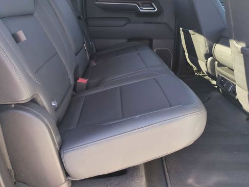 Used 2025 GMC Sierra 1500 SLT image 27