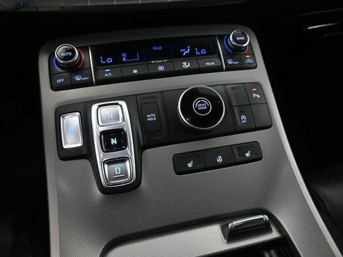 Used 2021 Hyundai Palisade SEL w/ Premium Package FWD image 31
