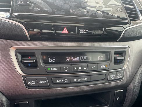 Used 2025 Honda Ridgeline RTL+ image 18