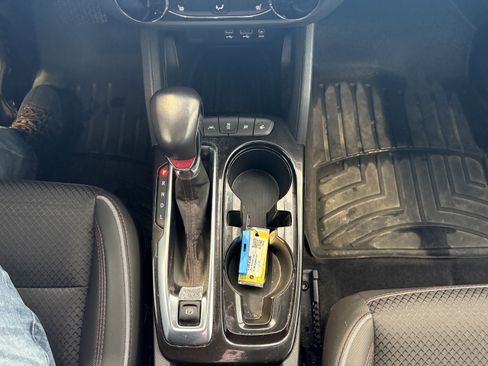 Used 2022 Chevrolet TrailBlazer RS image 16