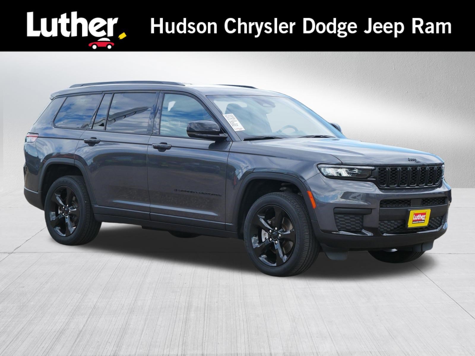 Used 2023 Jeep Grand Cherokee L Laredo AWD/4WD image 1