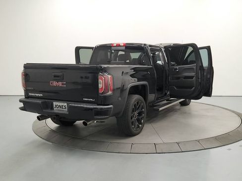 Used 2017 GMC Sierra 1500 Denali w/ Denali Ultimate Package AWD/4WD image 16