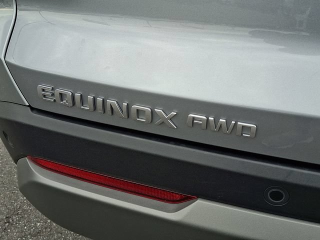 Used 2025 Chevrolet Equinox LT AWD/4WD image 24