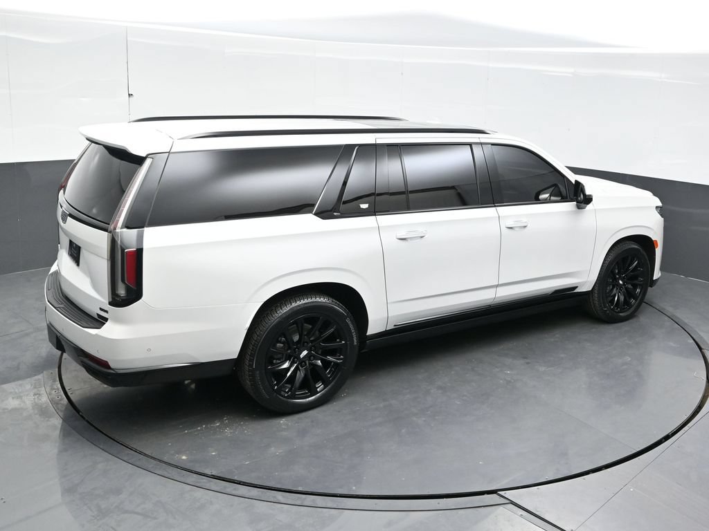 Certified 2024 Cadillac Escalade ESV Sport Platinum w/ LPO, ONYX Package AWD/4WD image 31