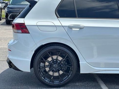 Certified 2025 Volkswagen Golf R Black Edition AWD/4WD image 10