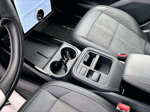 Used 2025 Ford Mustang Mach-E GT AWD/4WD image 16