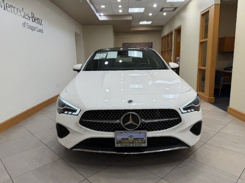Used 2025 Mercedes-Benz CLA 250 image 2