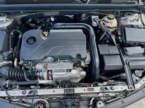 Used 2022 Chevrolet Malibu LS w/ Driver Confidence Package II image 34