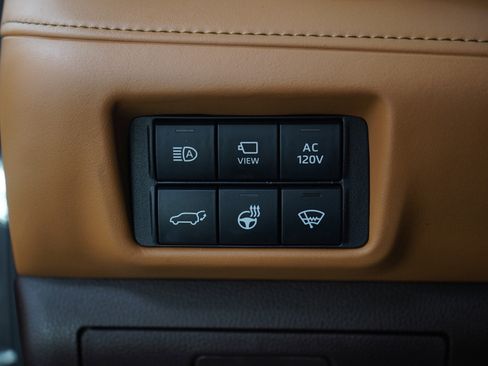 Used 2022 Toyota Highlander Platinum image 27