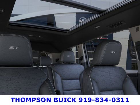 New 2025 Buick Enclave Sport Touring w/ Super Cruise Package image 24