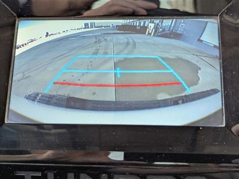 Used 2018 Toyota Tundra SR image 8