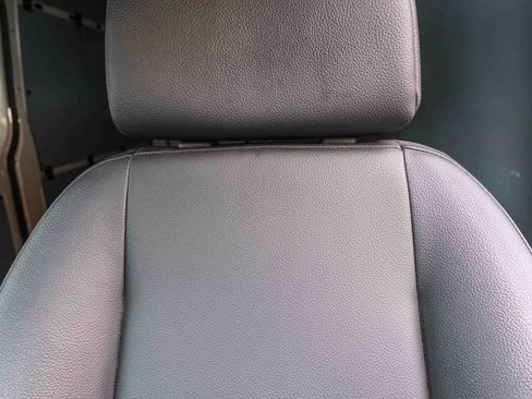 Used 2024 Mercedes-Benz Sprinter 2500 image 21