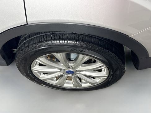 Used 2017 Ford Escape Titanium w/ Equipment Group 301A AWD/4WD image 30
