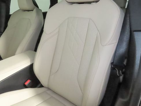 Used 2025 BMW X3 xDrive30i w/ Premium Package AWD/4WD image 13