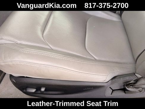 Used 2020 Chevrolet Camaro LT w/ Technology Package image 15