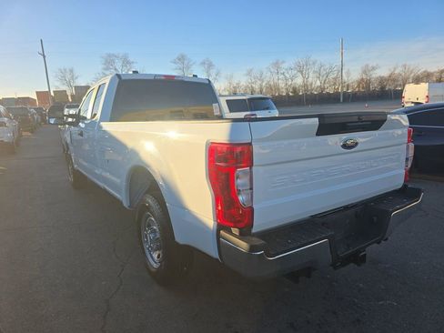 Used 2022 Ford F250 XL w/ Power Equipment Group image 6