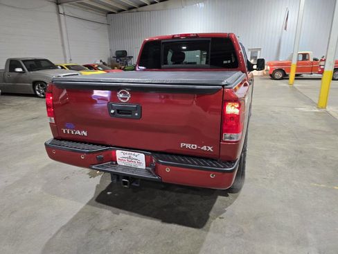 Used 2014 Nissan Titan PRO-4X image 12