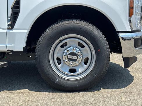 New 2025 Ford F350 XL w/ XL Chrome Package image 24