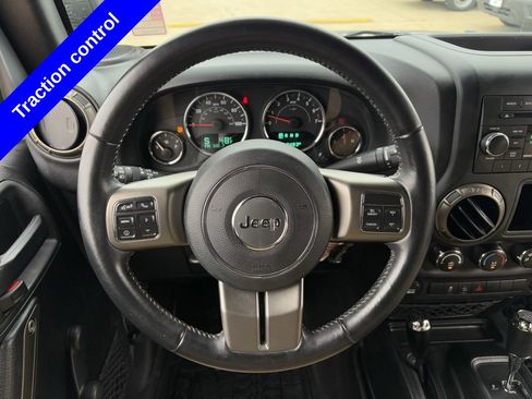 Used 2018 Jeep Wrangler Unlimited Sport image 19