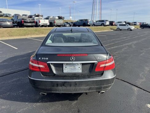 Used 2013 Mercedes-Benz E 350 4MATIC Coupe image 4