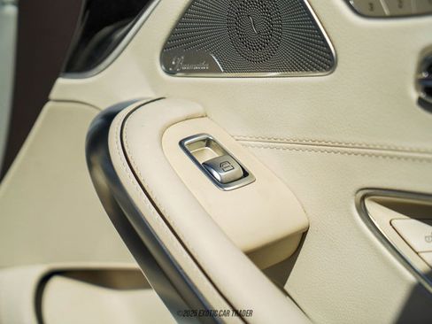 Used 2019 Mercedes-Benz S 560 Cabriolet image 64