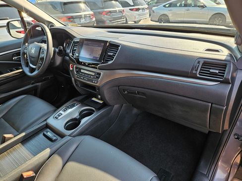 Used 2023 Honda Ridgeline RTL-E image 35