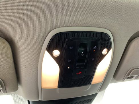 Used 2019 INFINITI QX50 Luxe w/ Navigation Package image 28