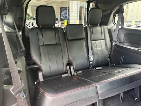 Used 2019 Dodge Grand Caravan GT FWD image 33