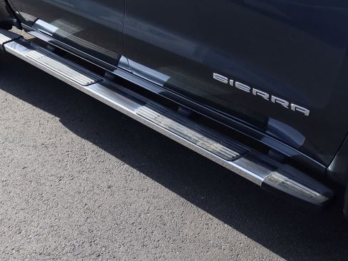 Used 2019 GMC Sierra 1500 SLT w/ SLT Premium Package image 10