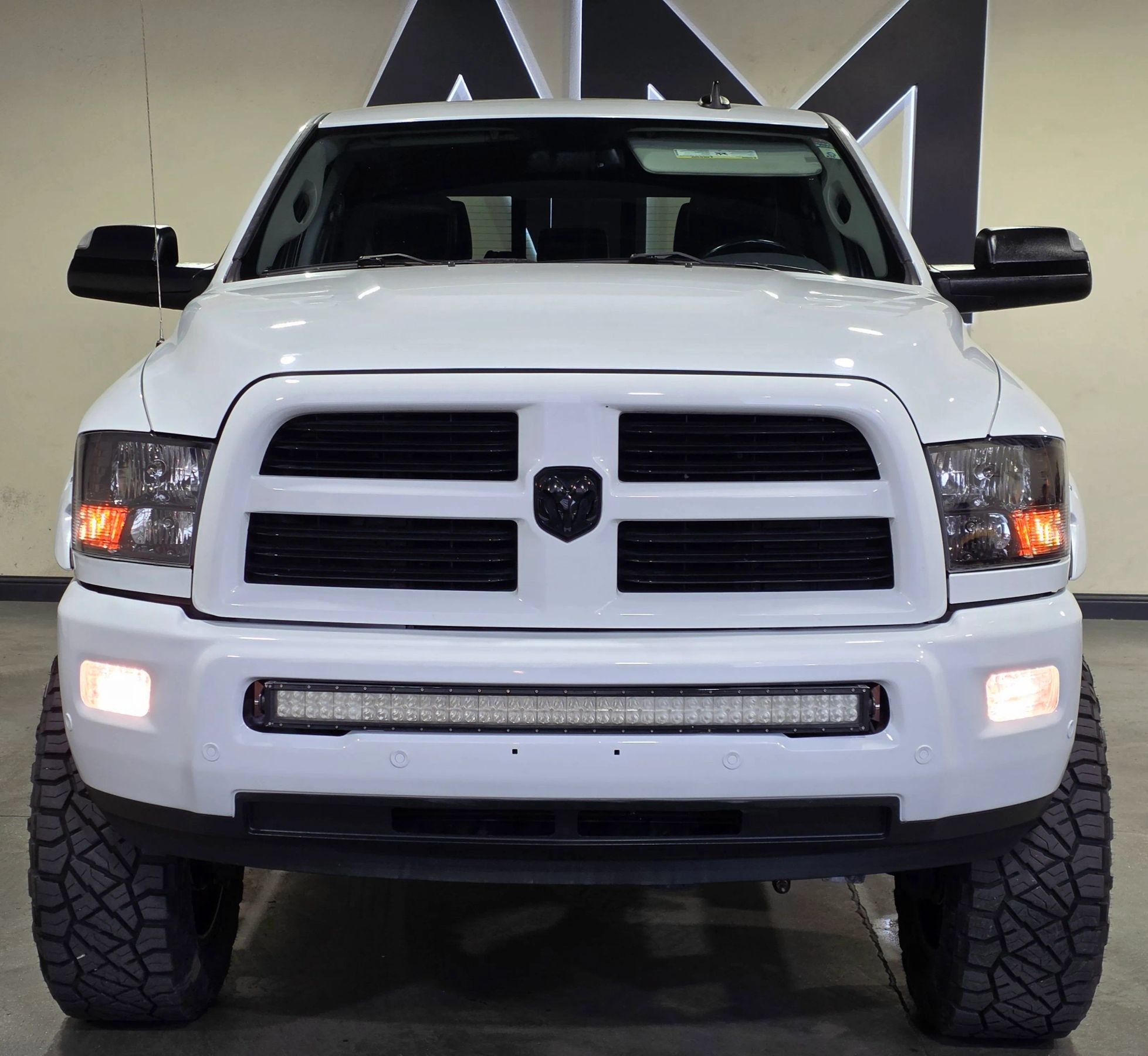 Used 2017 RAM 2500 Big Horn w/ Sport Appearance Group AWD/4WD image 3