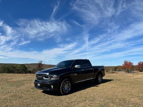 Used 2017 RAM 1500 Limited image 8