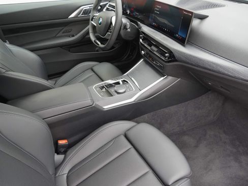 Certified 2026 BMW 430i Convertible RWD image 10