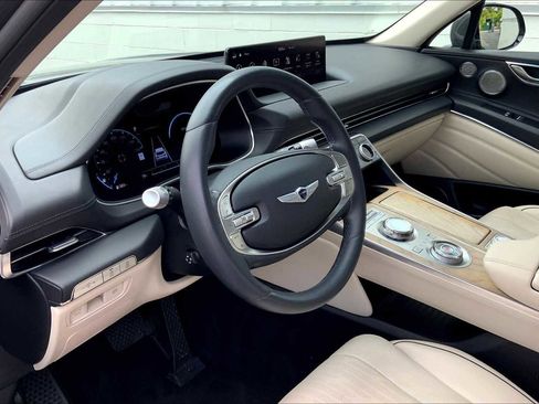 Used 2023 Genesis GV80 2.5T w/ Prestige Package image 17