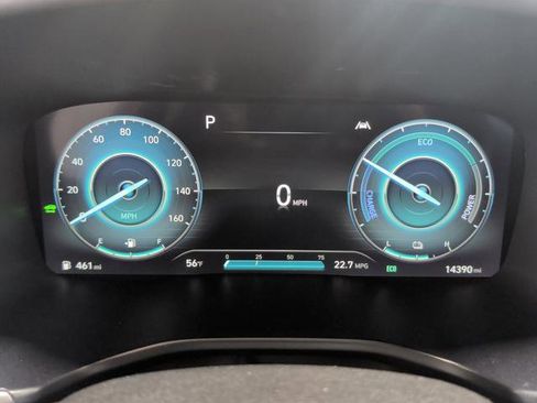 Used 2023 Hyundai Santa Fe SEL Premium image 18