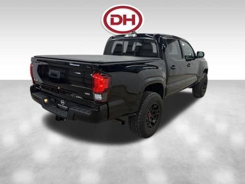 Used 2023 Toyota Tacoma SR AWD/4WD image 10