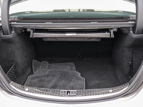 Used 2018 Mercedes-Benz S 560 Sedan image 36