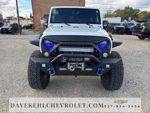 Used 2015 Jeep Wrangler Unlimited Sahara w/ Connectivity Group image 6