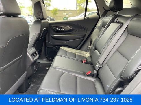 Used 2023 GMC Terrain SLT FWD image 9