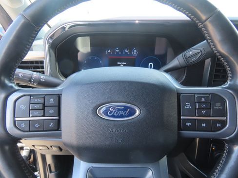 Used 2023 Ford F250 Lariat w/ Lariat Ultimate Package AWD/4WD image 28