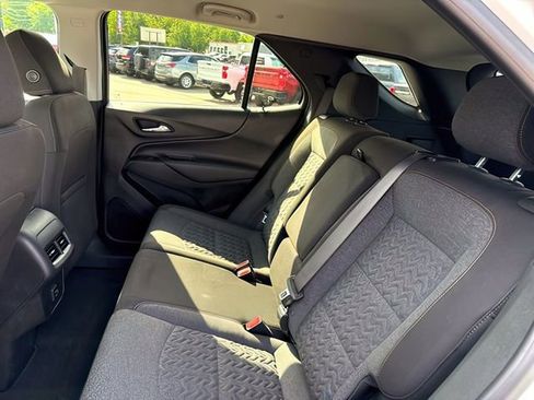 Used 2023 Chevrolet Equinox LT image 18