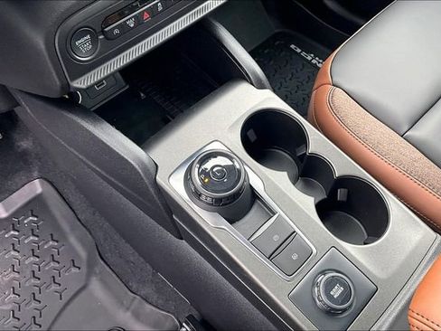 New 2025 Ford Bronco Sport Outer Banks w/ Outer Banks Tech Package+ AWD/4WD image 8