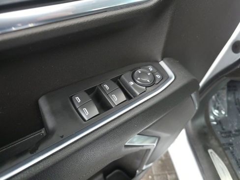 Used 2022 Chevrolet Silverado 1500 LT image 20