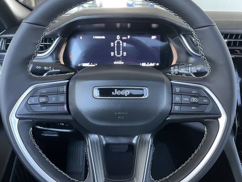 New 2026 Jeep Grand Cherokee L 4WD image 22